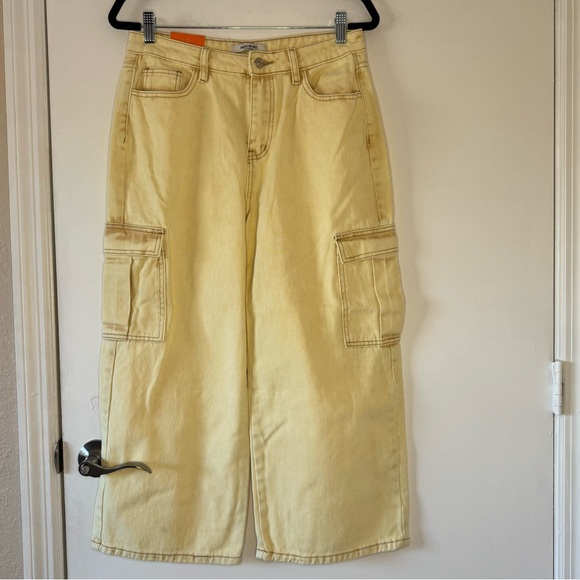 American Bazi Denim - New American Bazi CROPPED CARGO JEANS In TAN WASH Yellow Wide Leg Women’s Size M